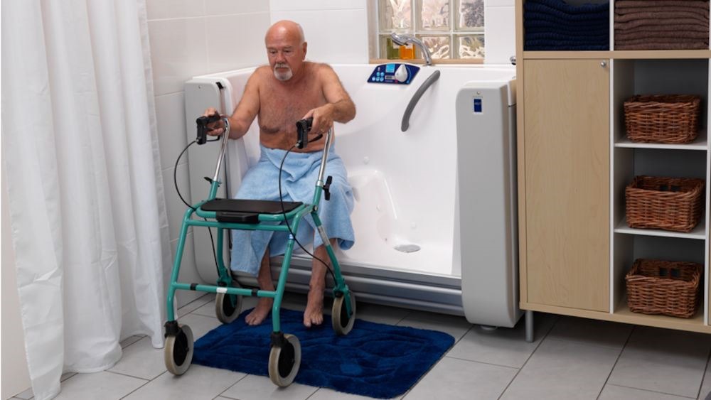Bañeras Ducha con Acceso Libre SIN PELIGROS para Personas Mayores y Discapacitados FREEDOM Bath