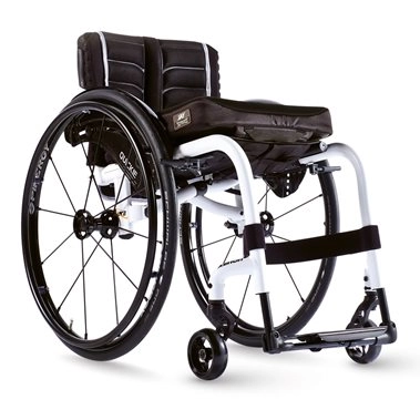 silla de ruedas ligera plegable xenon 2 chasis de aluminio — Mundo Dependencia